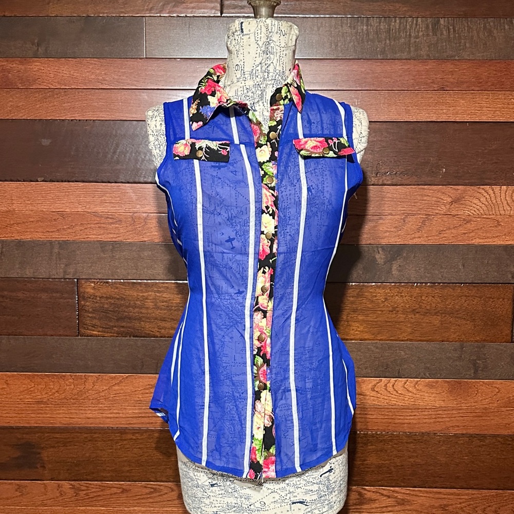 Ya Ting Fashion Blue Floral Trim Sheer Sleeveless Top